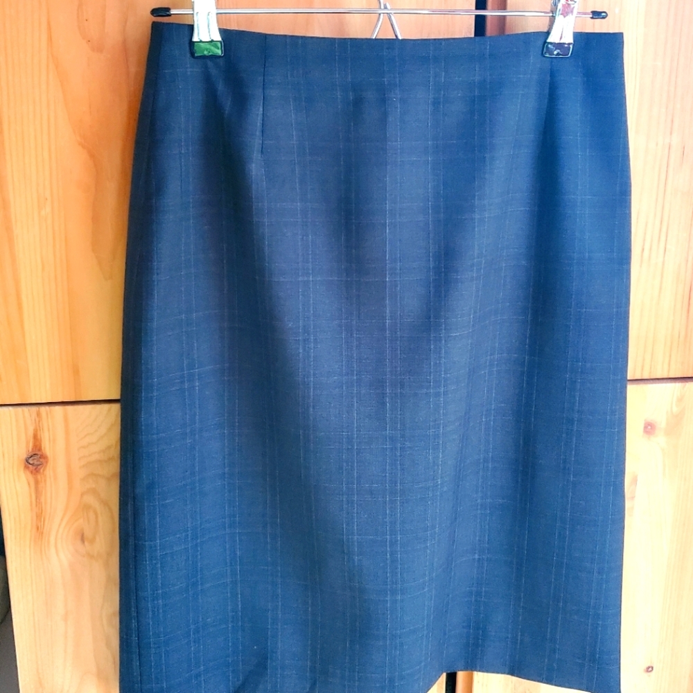 Boss Dark Grey Shadow Check Wool Pencil Skirt size 4